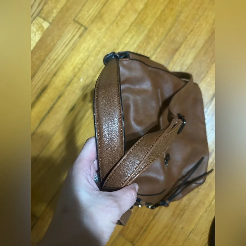 Realer Hobo Shoulder Bag Purse Vegan Leather Camel Brown Everyday Wear Casual